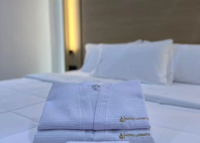 Lepanto Hotel 4*