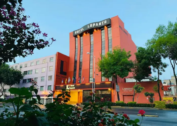 Hotel Lepanto